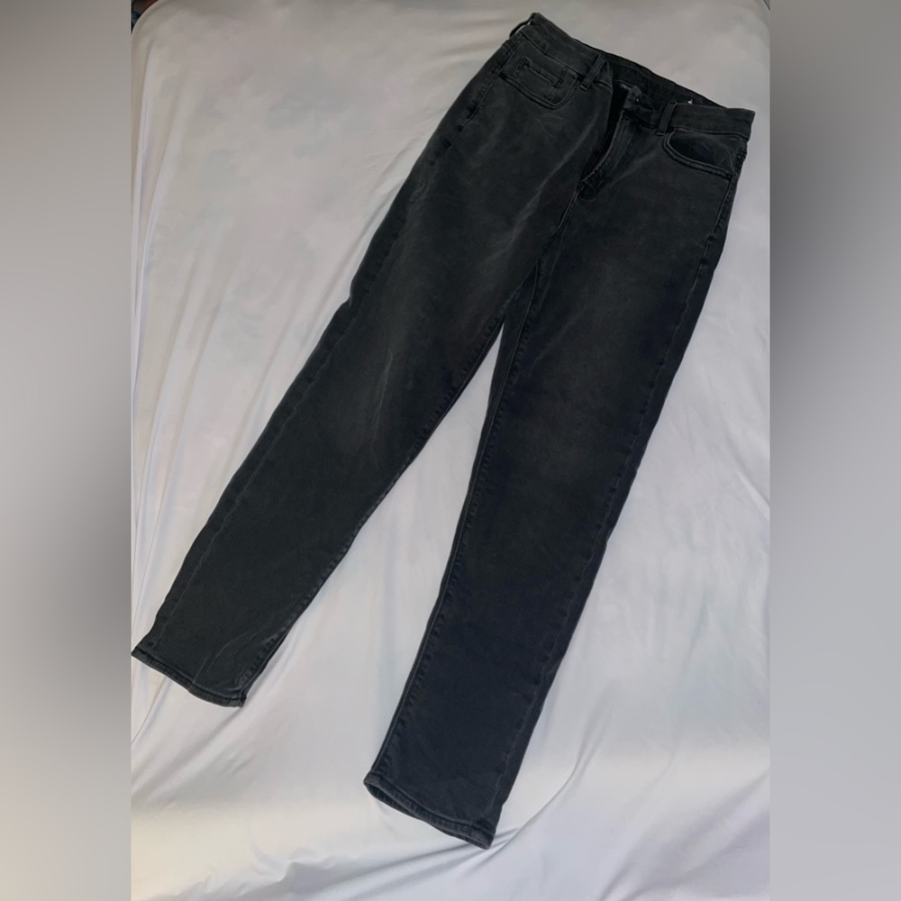 American Eagle Black Straight leg jean size 4